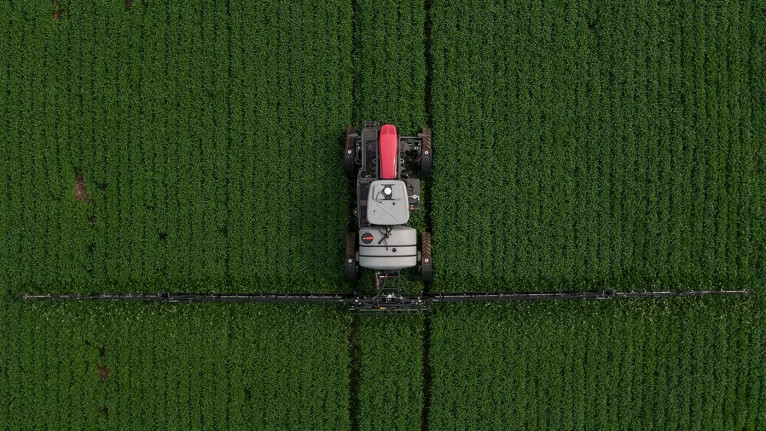 Обприскувач Massey Ferguson 9335