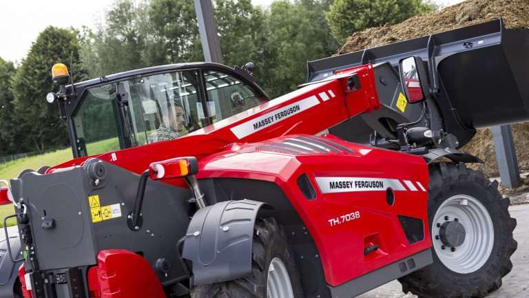 Навантажувач MF TH 7038 від Бізон-Тех