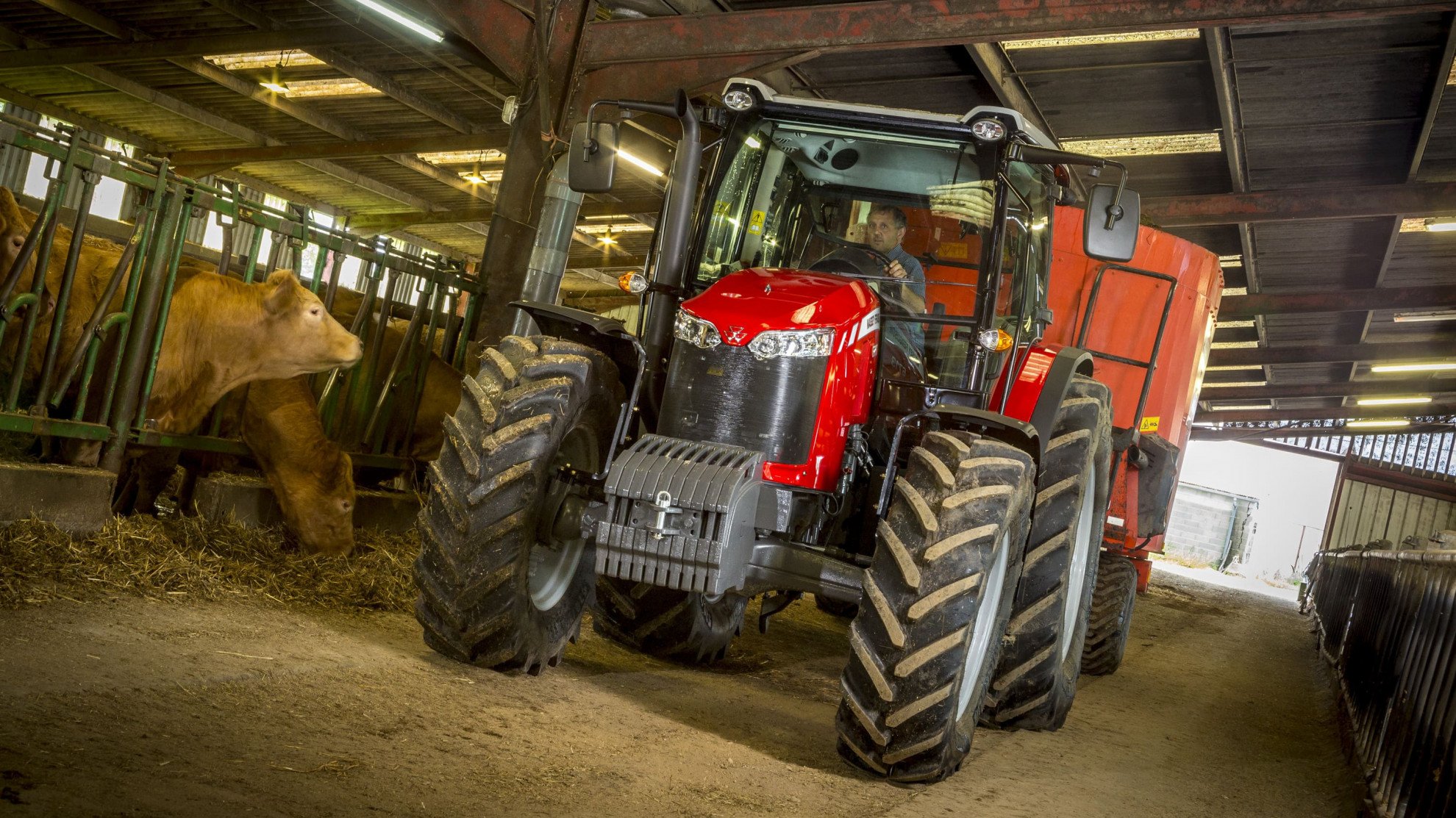 Трактор MF 6713 від Бізон-Тех