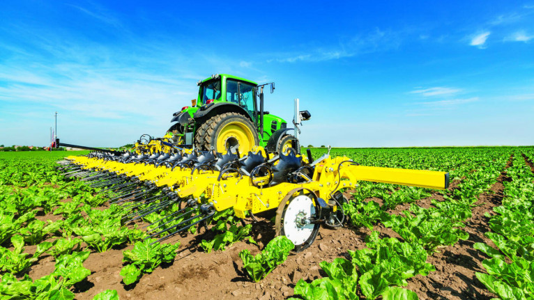 Intelligent smart cultivator for tillage