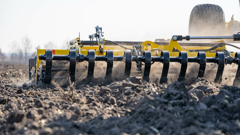 Передпосевной культиватор Беднар Лемкен Амазоне Хорш Фармет Уния Гаспардо Джон дир