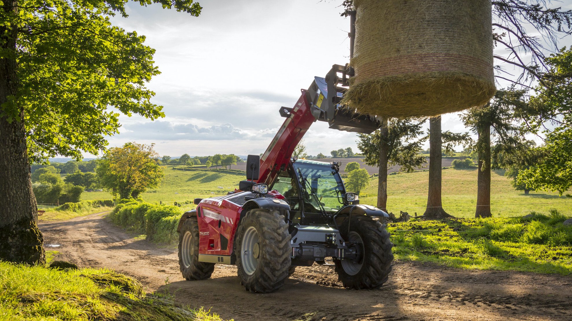 Погрузчик MF TH 6030