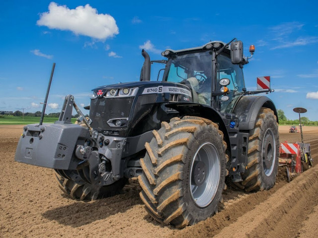 Трактор MF 8740 S