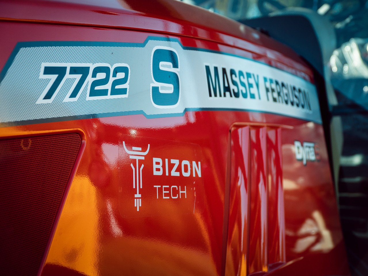 Бизон-Тех - официальный дилер Massey Ferguson